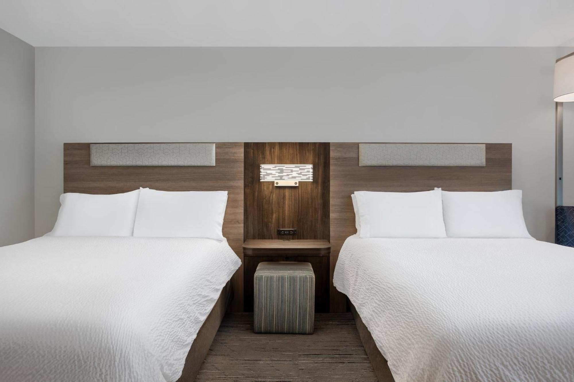 Holiday Inn Express Hotel & Suites Terre Haute By Ihg Kültér fotó