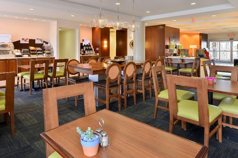 Holiday Inn Express Hotel & Suites Terre Haute By Ihg Kültér fotó