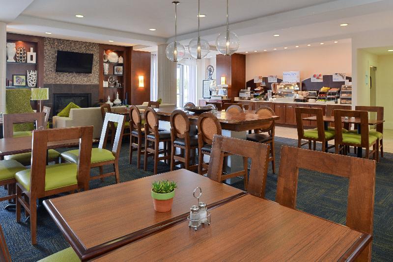 Holiday Inn Express Hotel & Suites Terre Haute By Ihg Kültér fotó